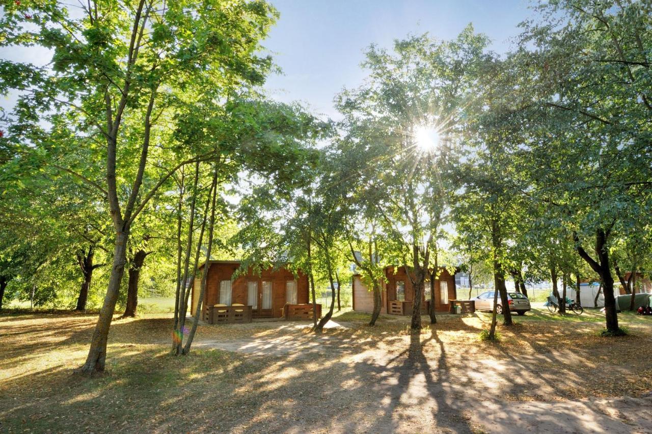 Kaunas Camp Inn מראה חיצוני תמונה